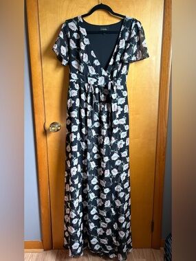 G Collection Floral Maxi Dress L | Black Wrap Style Short Sleeve